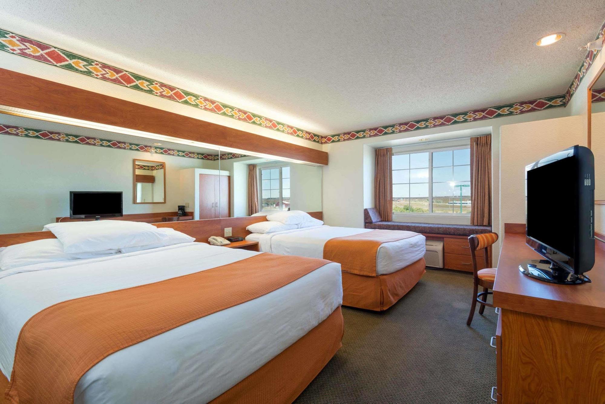 Microtel Inn And Suites Pueblo Eksteriør bilde